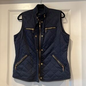 Pendleton navy blue vest with gold zippers and gold snaps. Barely worn!